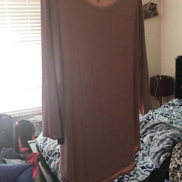 Tshirt - Picture 4 of 4